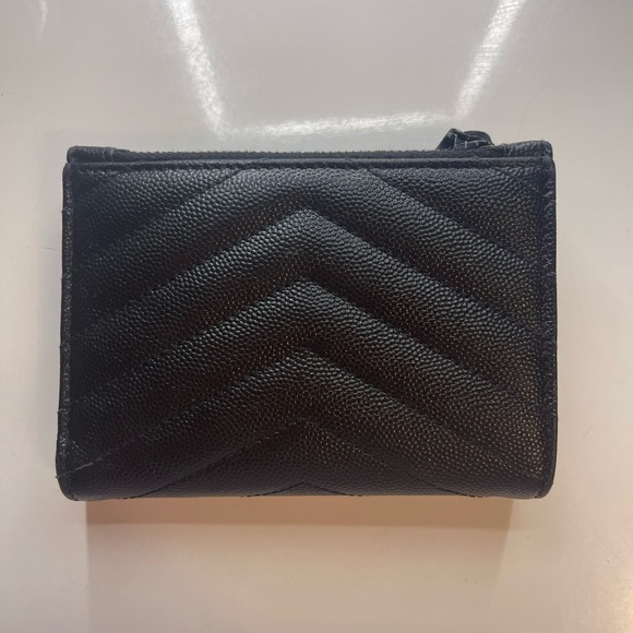 Saint Laurent Black Chevron Wallet - Picture 2 of 5